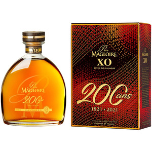 Кальвадос Pere Magloire, XO 200 ans, gift box, 0.7 л