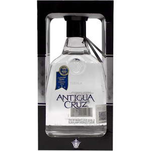 Текила "Antigua Cruz" Silver, gift box, 0.75 л