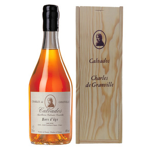 Кальвадос "Charles de Granville" Hors d'ag, Calvados AOC, wooden box, 0.7 л