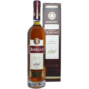 Коньяк "Домбай" 5-летний, в подарочной коробке, 0.5 л