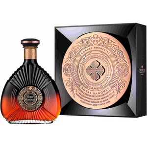 Коньяк "Camus" Royal Banquet X.O. Borderies, gift box, 0.7 л