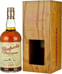 Виски Glenfarclas 1997 "Family Casks" (54,9%), in wooden box, 0.7 л