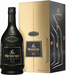 Коньяк Hennessy VSOP "Deluxe", gift box, 0.7 л