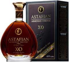Коньяк "Astafian" XO 10 Years, gift box, 0.75 л