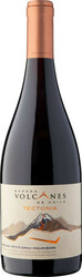 Вино Volcanes. "Tectonia" Grenache Petite-Syrah Mourvedre