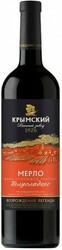Вино Крымский винный завод, Мерло Полусладкое, 0.7 л