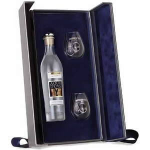 Граппа Castagner, "Aqua D'Uva", gift box with 2 glasses, 0.5 л