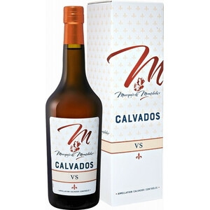 Кальвадос "Marquis de Montdidier" VS, Calvados AOC, gift box, 0.7 л