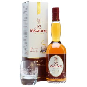 Кальвадос Pere Magloire, Calvados VSOP, gift box with glass, 0.7 л