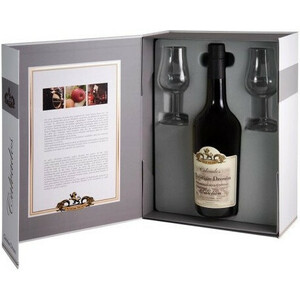 Кальвадос "Coeur de Lion" Calvados Selection, gift box with 2 glasses, 0.7 л