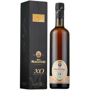 Кальвадос Pere Magloire XO with gift box, 0.5 л