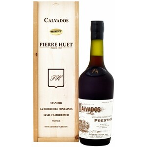 Кальвадос Calvados Pierre Huet, "Prestige", Calvados AOC, gift box, 0.7 л
