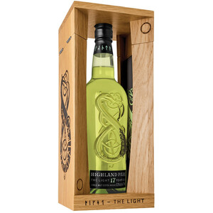 Виски Highland Park, "Light" 17 Years Old, gift box, 0.7 л