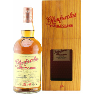 Виски Glenfarclas 1998 "Family Casks" (54,5%), wooden box, 0.7 л