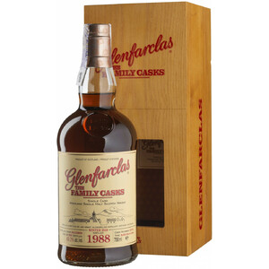 Виски Glenfarclas 1988 "Family Casks" (49,2%), wooden box, 0.7 л