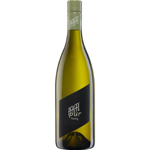 Вино Weingut R&A Pfaffl. Riesling "Pur"